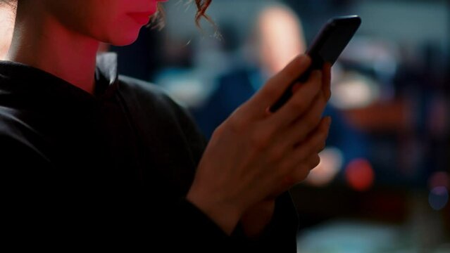 (Camera used: ARRI ALEXA, 85mm lens) A beautiful Caucasian woman typing on her cell phone, let down, slight disappointment. For more variations of this video check out this seller's other videos!