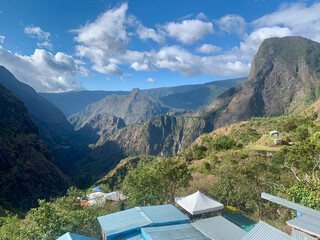 Paysage de montagne dans le cirque de Mafate sur l'île de la Réunion