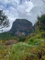 Piton rocheux sur l'île de la Réunion