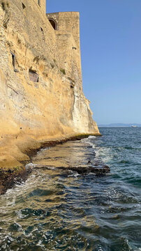 sea and rocks