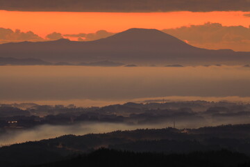 岩手県奥州市　夜明けの胆沢平野