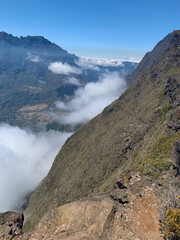 Vue sur le Piton des neiges sur l'île de la Réunion
