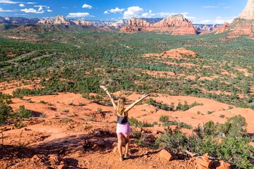 kobieta w parku narodowym widok © DawidFastMan