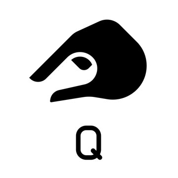Sing for letter Q in ASL black glyph icon. System of nonverbal communication. Gestures system element. Silhouette symbol on white space. Solid pictogram. Vector isolated illustration