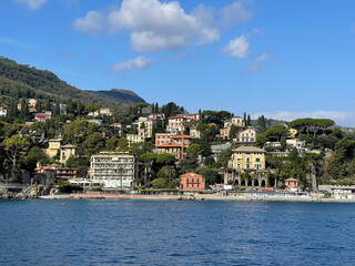 Passeggiando ed ammirando la regione Liguria - Italia