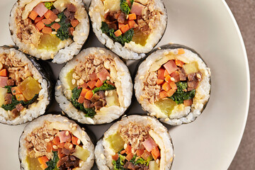 Gimbap, Korean rice roll dish