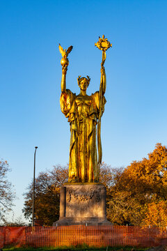 Statue of The Republic