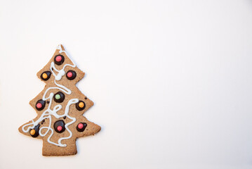 decorated christmas tree biscuit, background with copy space