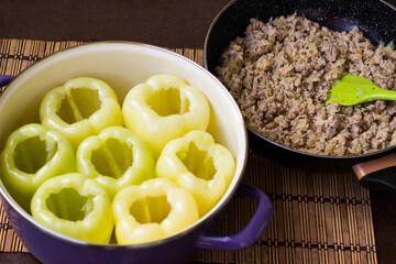 Preparation of Stuffed yellow peppers