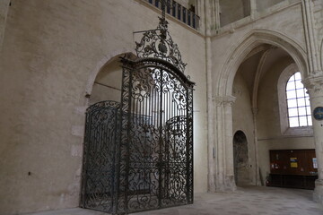 L'église collégiale Saint Quiriace, du 12eme siècle, vue de l'intérieur, ville de Provins,...