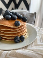 pancakes with blueberries