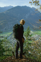 Naklejka premium Man inte mountains of Interlaken