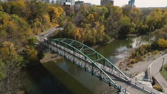 London, Ontario 18
