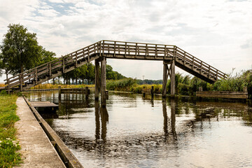 most nad kanałem holenderskim