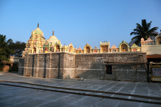 Chikka Tirupati Temple, Hindu temple dedicated to Venkateshwaraswamy, the Hindu god Vishnu, located in Kolar, Karnataka, India.
