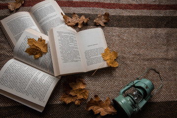 Autumn with books