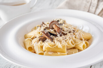 Tortiglioni with porcini mushrooms