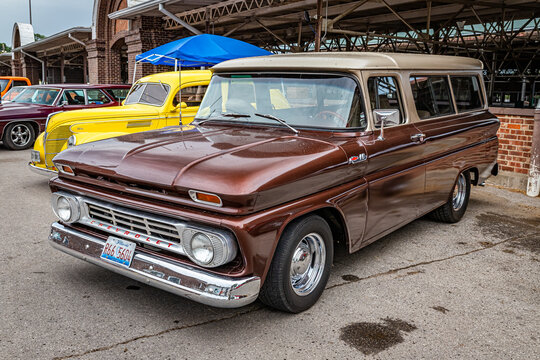 1962 Chevrolet C10 Suburban