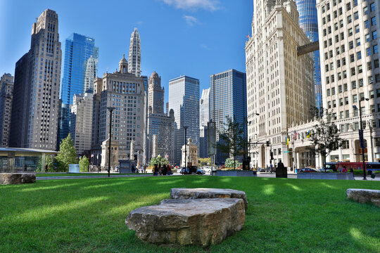 Local view of Chicago skyline from Millenium Park