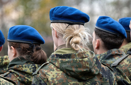 Soldatinnen im Heer