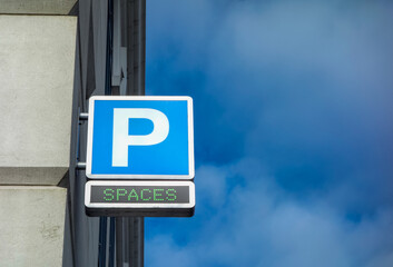 Parking sign indicating available spaces