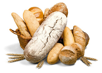 Verse zelfgebakken brood set geïsoleerd op een witte achtergrond