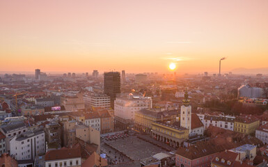 Obraz premium Zagreb Cityscape and Beautiful Sunset Light in Background. Croatia. Drone Photo Shoot.