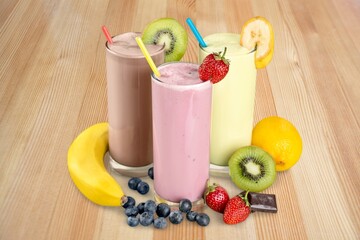 Healthy fresh fruits and vegetables drinks, juice or smoothies