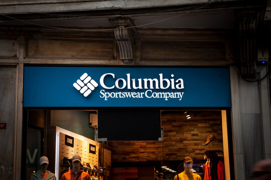 Columbia Sportswear Images – Browse 447 Stock Photos, Vectors, and Video |  Adobe Stock