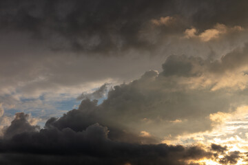 Fototapeta premium Clouds in the sky at sunset