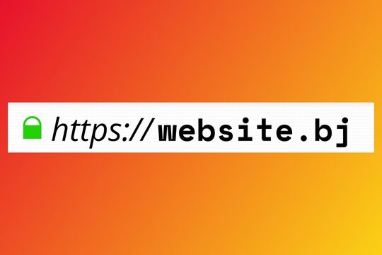 bj Endung: Website-URL mit der Endung von Benin in der Adresszeile eines Browsers