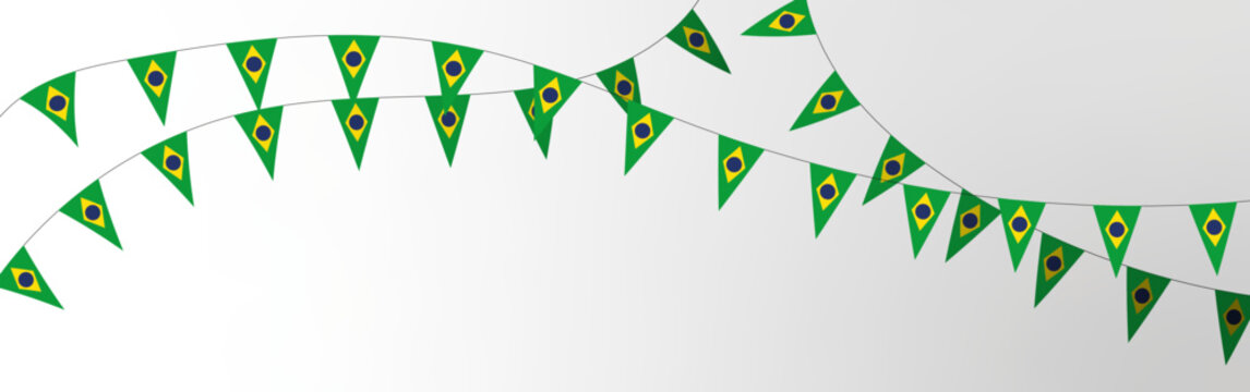 Bandeiras ou bandeirolas do Brasil no varal na corda enfeite em vetor para ilustrações de arte e design. Decoração em vetor para campanhas de futebol como a copa do mundo com bandeira do Brasil