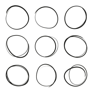 Set hand drawn ovals, felt-tip pen circles. Rough vector frame elements.