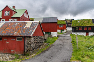 Fototapeta na wymiar Das Dorf Elduvík, Insel Eysturoy, Färöer Inseln