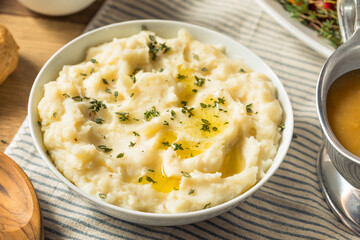 Homemade Thanksgiving Mashed Potatoes