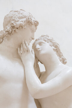 Possagno, Italy: Venus and Adonis, work by Antonio Canova, 1794 - Venere e Adone