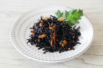 太ひじきの煮物