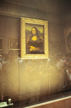 Gioconda paint st Louvre museum