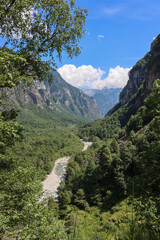 Verzasca Tal im schweizer Kanton Tessin