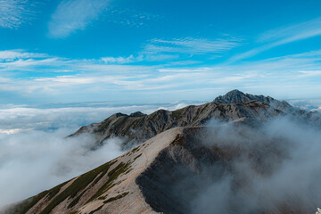 秋の登山風景