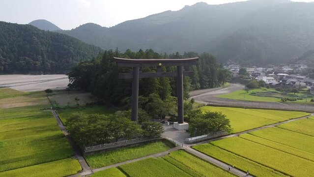 [ドローン] 熊野本宮大社 大鳥居