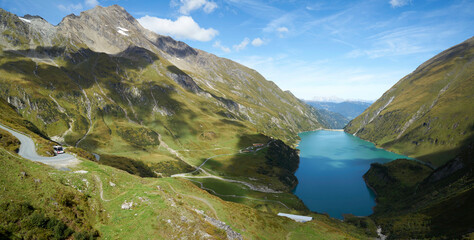 Panorama in den Alpen von Österreich Hohe Tauern - Stausee Wasserfallboden
