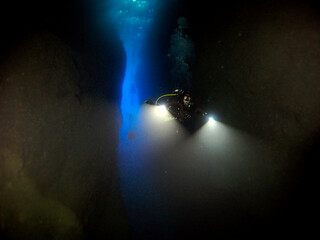 Scuba Diving and Underwater Photography Malta Gozo Comino - Wrecks Reefs Marine Life Caverns Caves History