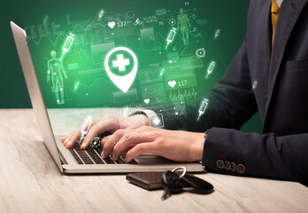 hand browsing on the internet for medical issues