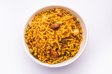 Navratan Chivda is a great munching recipe during fasting days