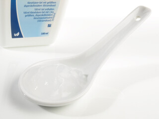 Kieselerde flüssig - Siliciumdioxid, Kieselsäure