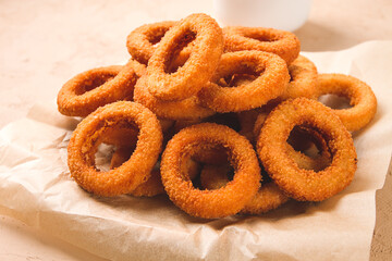 Fried onion rings, deep-fried, snack, no people, selective focus,