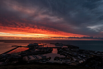 Port Dover,czerwony wschód słońca 