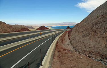 The road to Lake Mead valley - U.S.Route 95 in Nevada