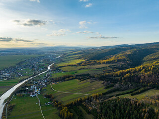 Rzeka Dunajec - Panorama i krajobraz z drona nowy targ - obrazy, fototapety, plakaty